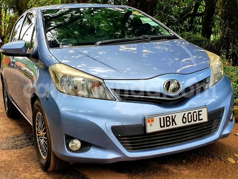 vitz for hire in kampala